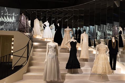 gabrielle chanel fashion manifesto exhibition.